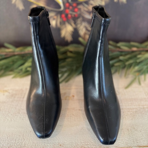 Impo Stretch Black Square-Toe Ankle Boots with Kitten Heel - Picture 5 of 11